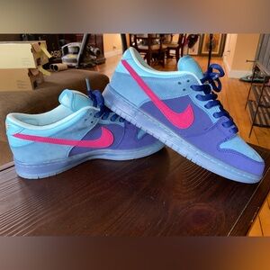 NBW: NIKE SB Dunk Low: Run The Jewels